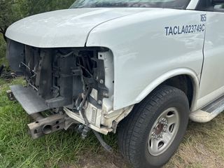 2018 Chevrolet Express 2500 Work Van - Exterior Front Right Corner Image